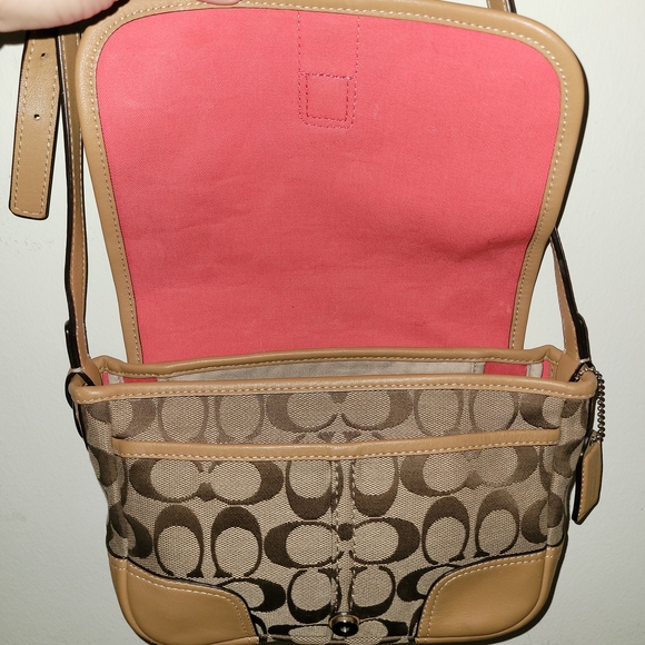 Coach Hadley Signature Field Bag (Style #F30601). - Picture 5 of 12